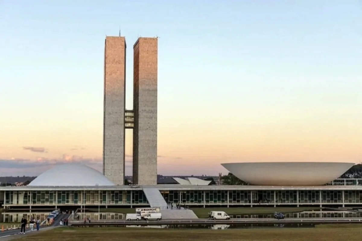 Polarização política limita atuação das comissões de Relações Exteriores no Congresso Nacional