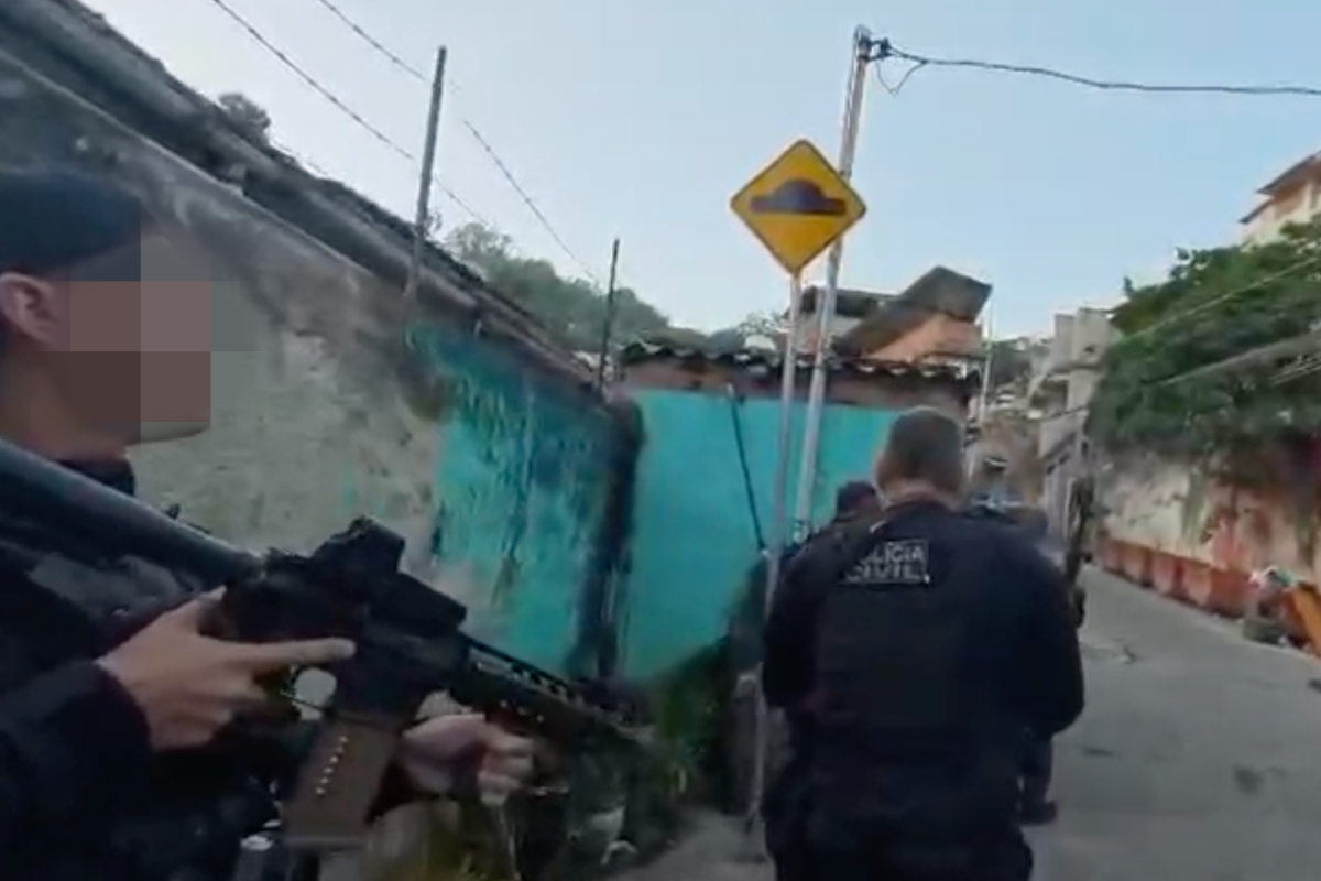 Polícia atinge finanças do Comando Vermelho no Rio