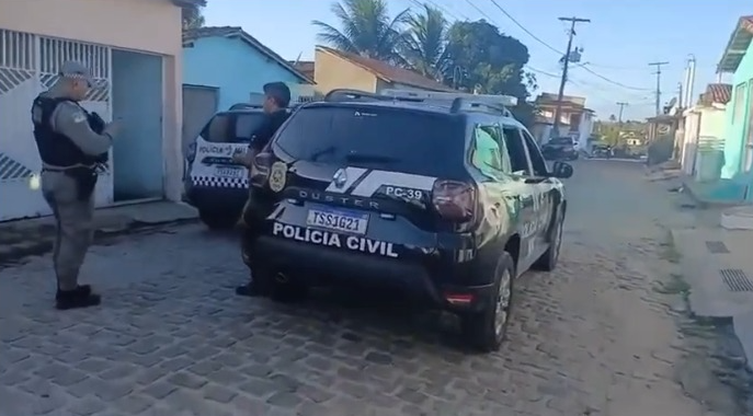 Polícia Civil prende mulher investigada por mandar matar jovem em Pedro Velho