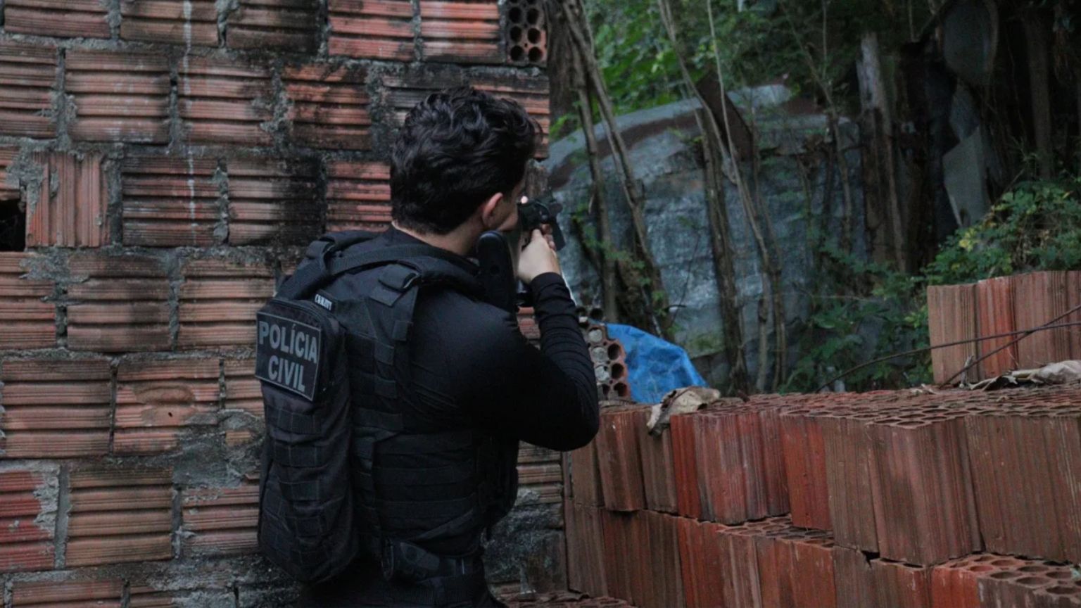 Polícia Civil do RN liberta vítima de cativeiro e prende suspeitos
