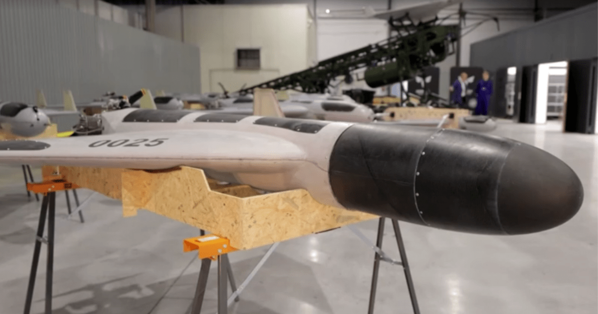 Polônia expande capacidade militar com produção nacional de drones Hornet