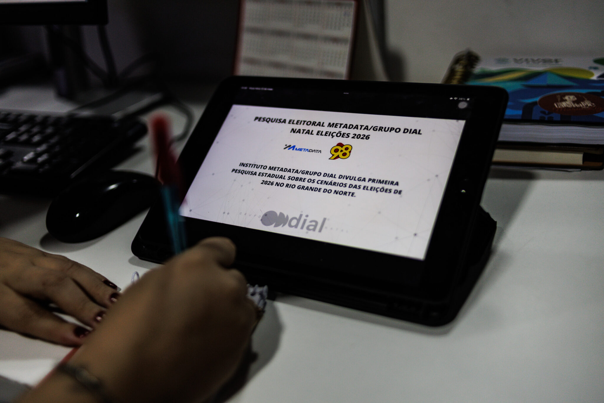 Cartilha da Metadata Soluções Inteligentes explica como pesquisas com 1.500 entrevistas representam milhões de eleitores