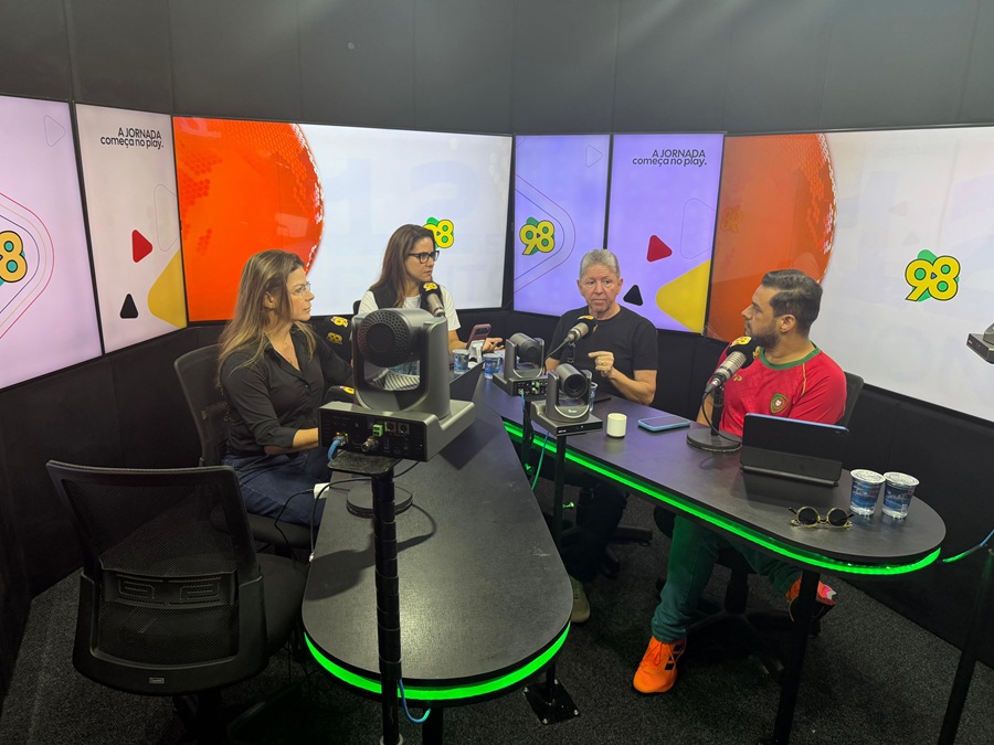 12 em Ponto debate pré-campanha de Flávio Bolsonaro, visita de Lula e caso Banco Master