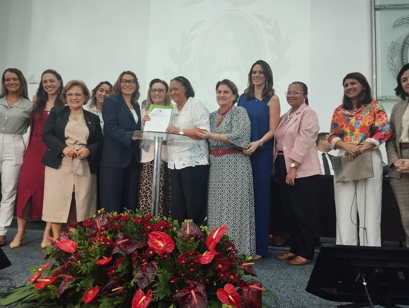 Rio Grande do Norte adere ao Pacto Nacional de Prevenção aos Feminicídios, com Janja e Fátima Bezerra presentes