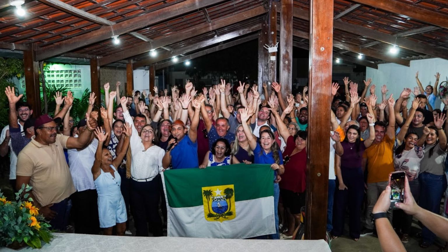 Prefeita, vice e oito vereadores de Taboleiro Grande declaram apoio a Allyson Bezerra ao Governo do RN