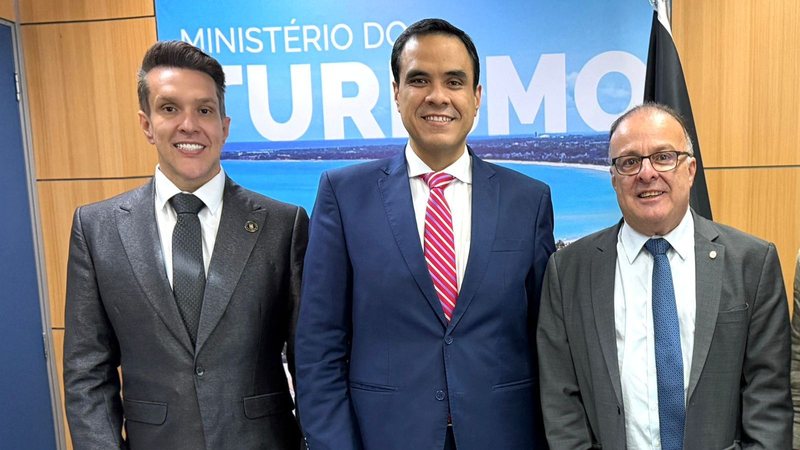 Prefeito e Câmara articulam futuro para Natal com ministro