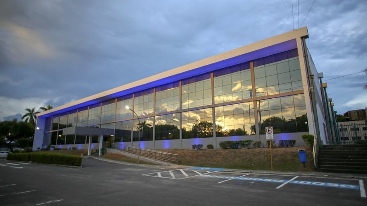 Prefeitura de Manaus destina R$ 251 mil para media training sem licitação