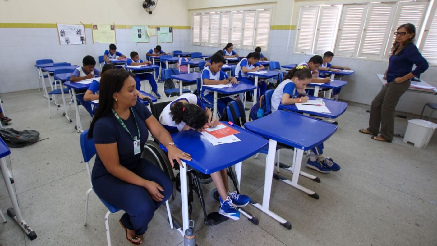 Prefeitura do Natal contrata mil educadores sociais voluntários para apoiar alunos com deficiência e TEA