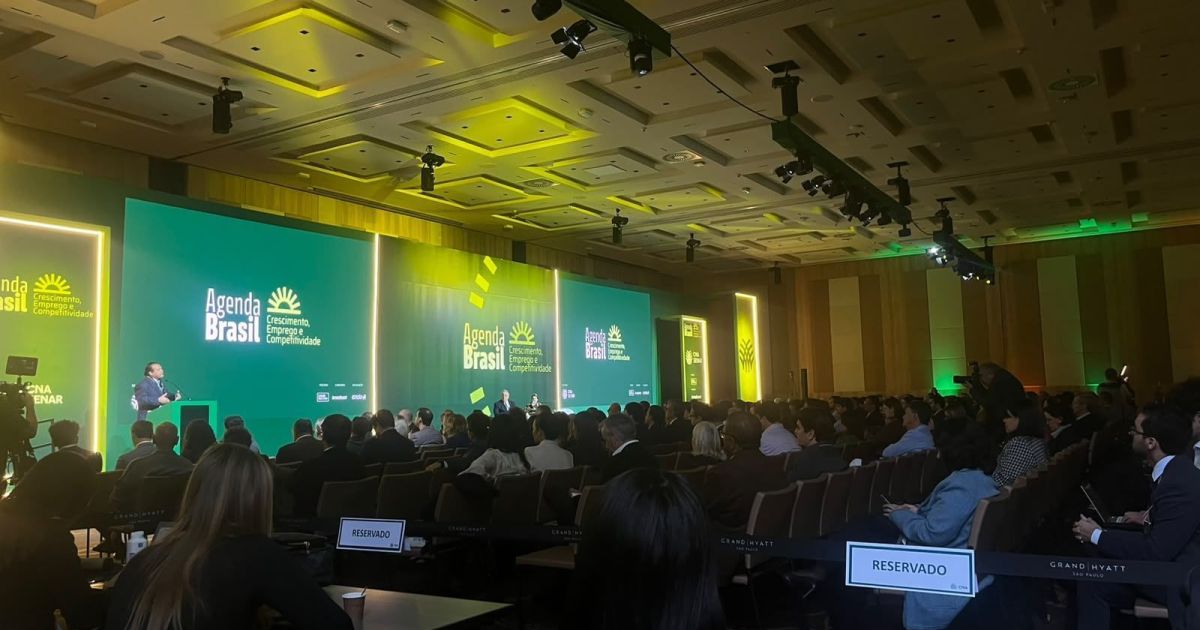 João Martins alerta que juros altos agravam crise no agronegócio