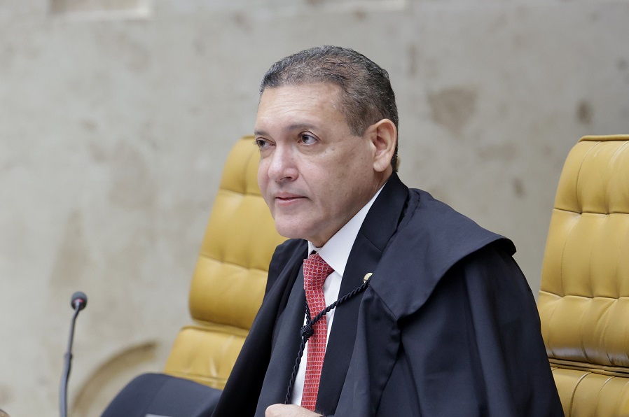 Presidente do STF nega pedido para tirar Nunes Marques de ação da CPI do Banco Master