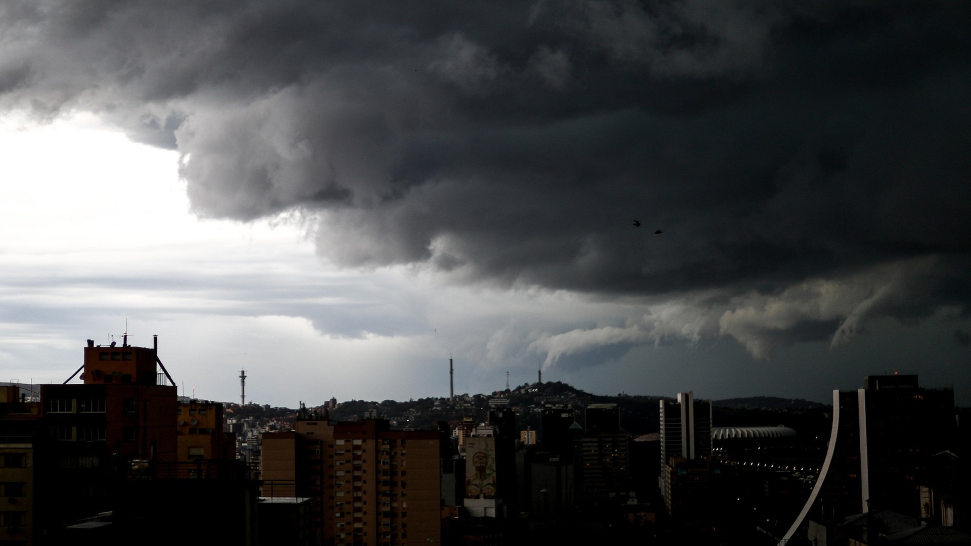 Previsão de El Niño forte em 2026 reacende alerta de cheias no RS