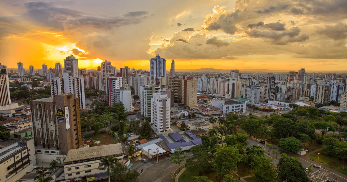 Meteorologia detalha semana com chuva e sol forte em Goiânia