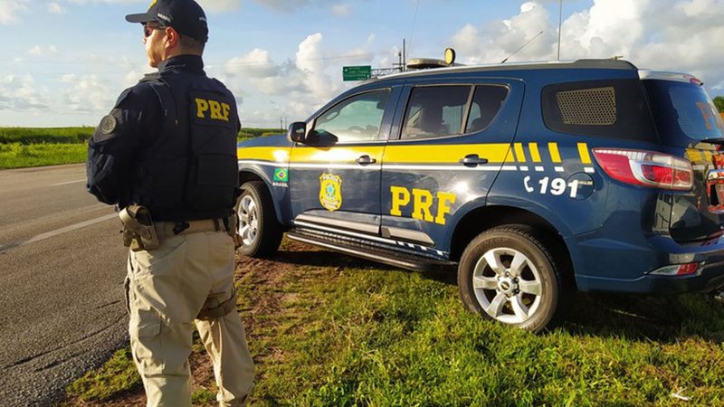 PRF reforça segurança nas rodovias do RN e realiza prisões por arma, embriaguez, veículo adulterado e carga furtada