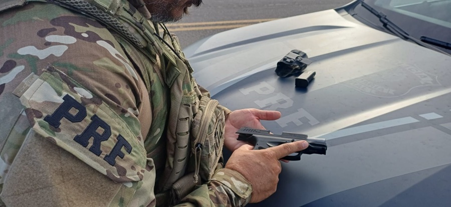 PRF flagra contrabando, tráfico e arma ilegal em rodovias do Rio Grande do Norte neste fim de semana