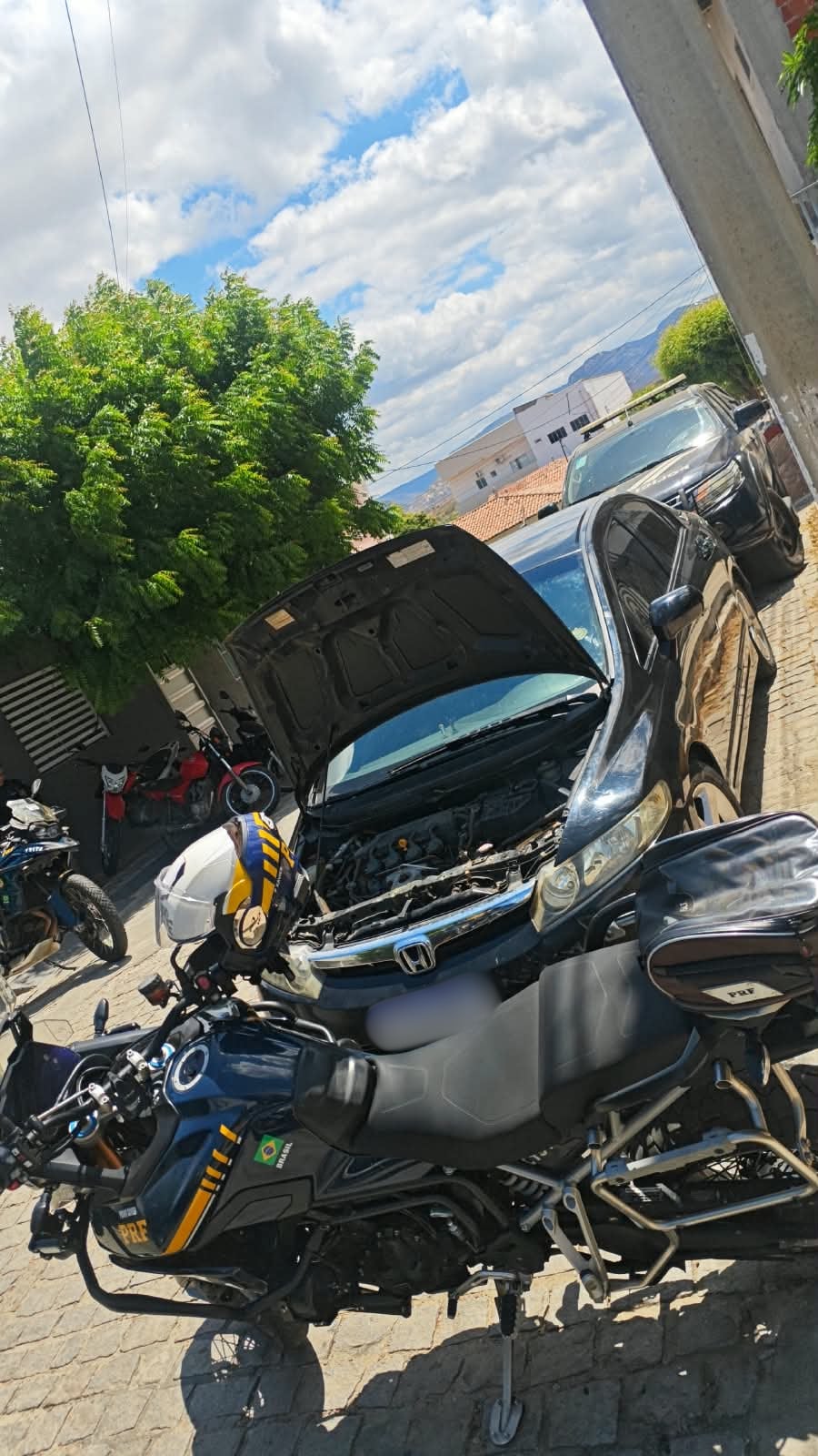 PRF recupera veículos roubados e prende condutores no Rio Grande do Norte