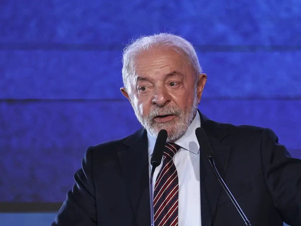 Procuradoria de SP vê propaganda eleitoral antecipada em fala de Lula sobre pré-candidatas ao Senado