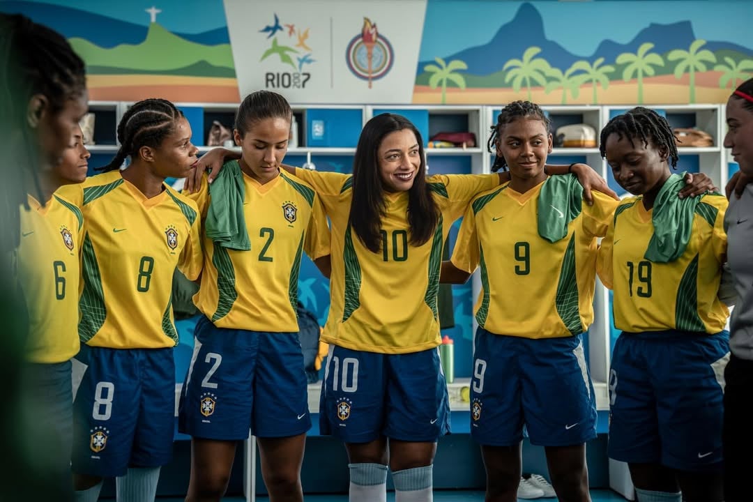 Atriz Alice Carvalho surge como Marta em nova imagem e cinebiografia ganha data de estreia