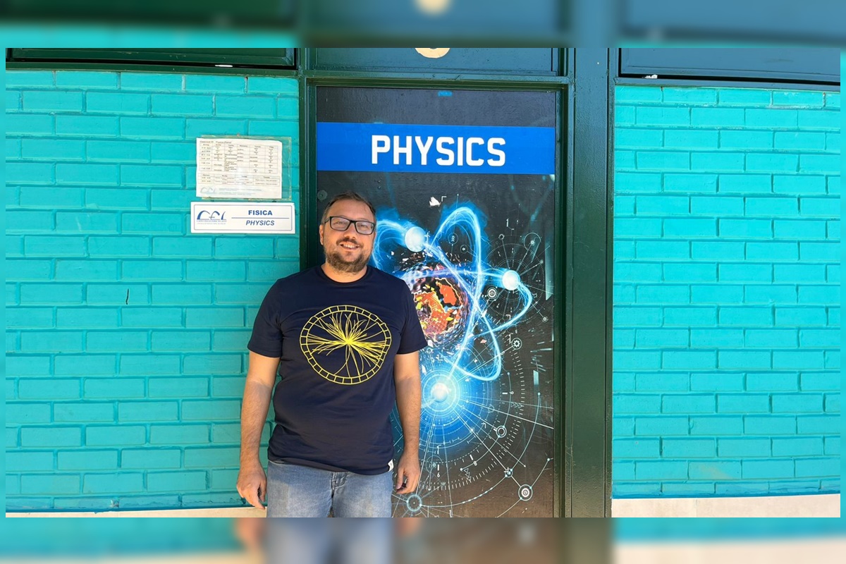 Professor do DF Traz CERN para a Sala de Aula