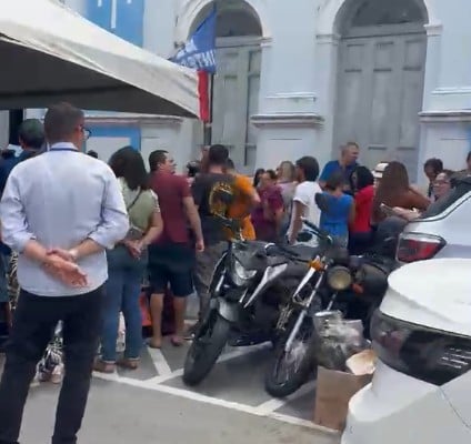 Educadores de Natal param e Prefeitura busca diálogo urgente