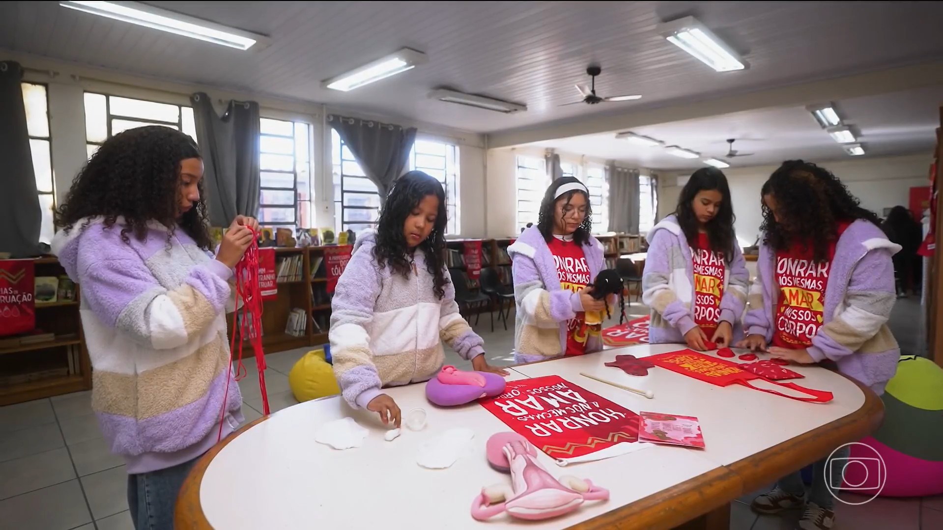 Alunas da Escola Municipal Saint Hilaire lideram combate à pobreza menstrual no RS