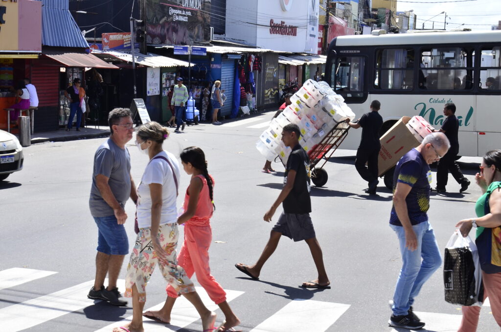 Congresso ataca fim da escala 6x1 com novas propostas