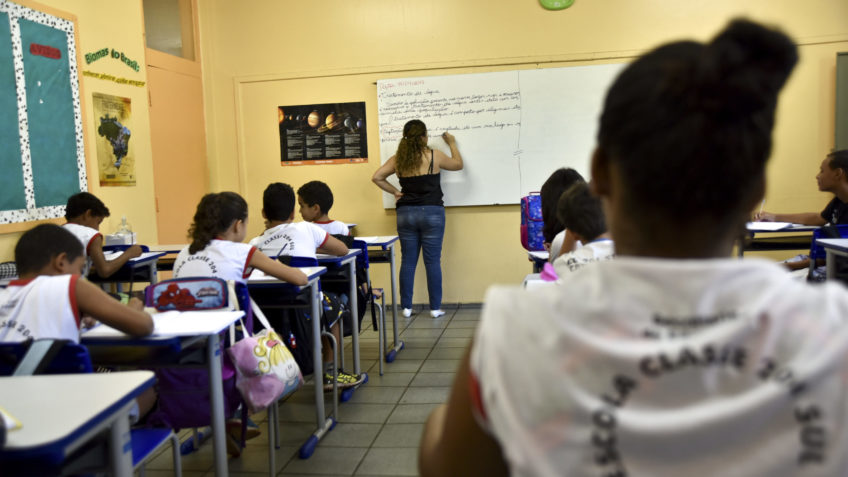 Prova Nacional Docente: 35% dos professores não atingem nível mínimo em avaliação do MEC