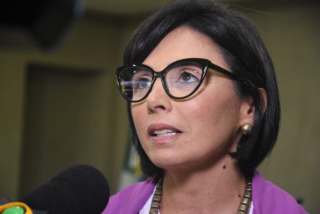 Psicóloga alerta para avanço da violência digital contra crianças e adolescentes