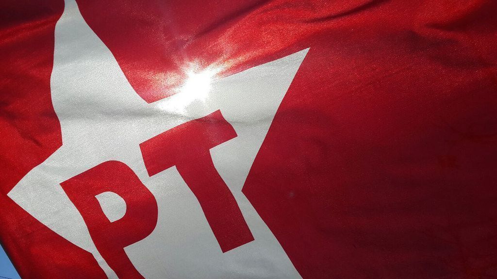 PT lança nova carta para reconquistar eleitorado evangélico antes das eleições