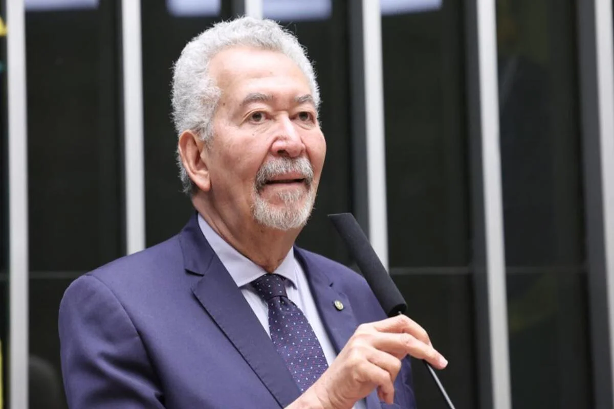 PT recorre ao STF para reverter perda de mandato de Paulão