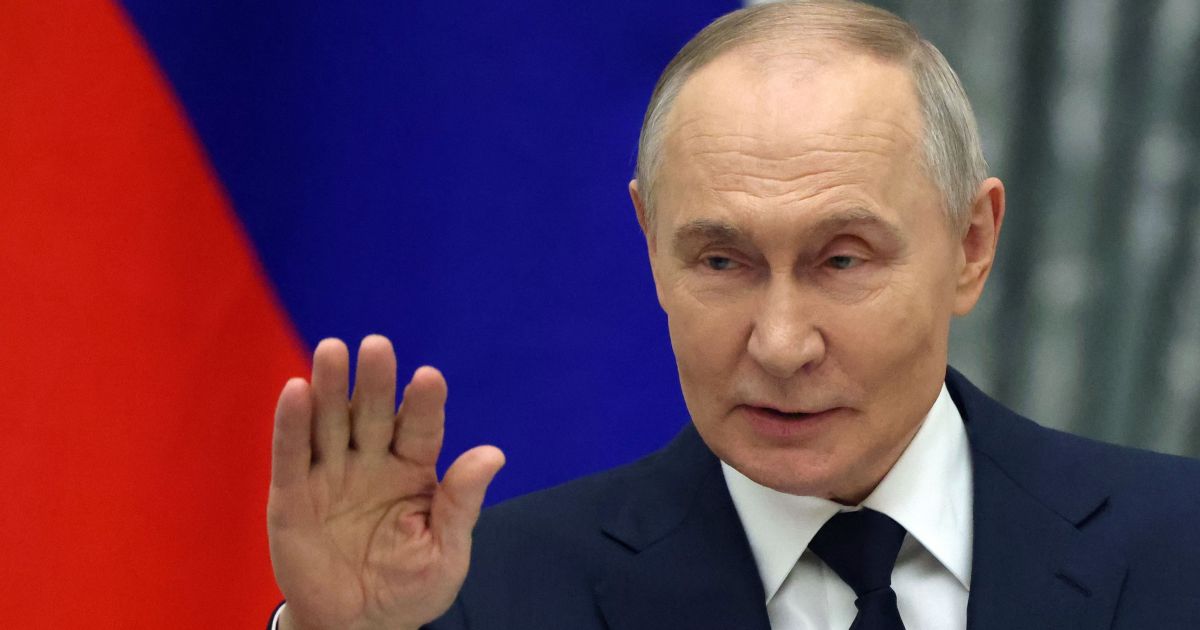 Putin confirma contato da Rússia com EUA sobre Cuba após envio de navio-tanque