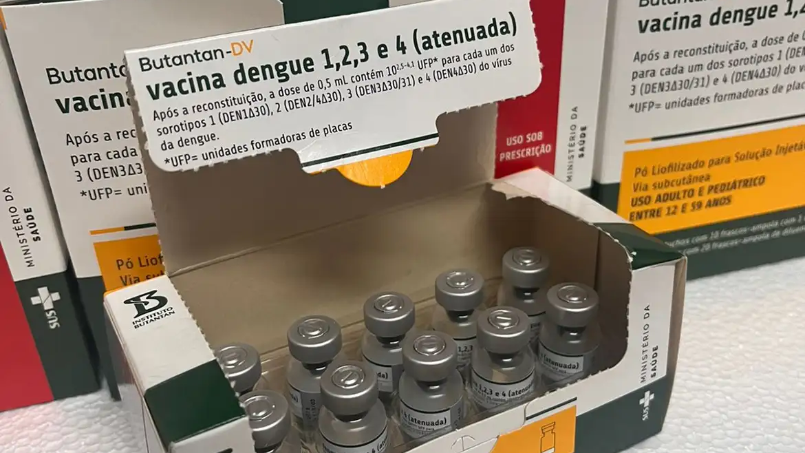 Ministério da Saúde suspende vacina contra dengue do Butantan após 42 casos graves