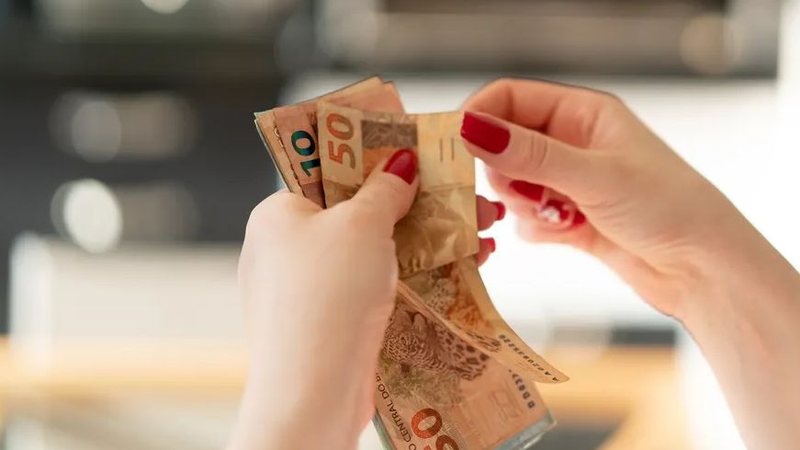 CLT define 7 de maio como prazo para salários de abril