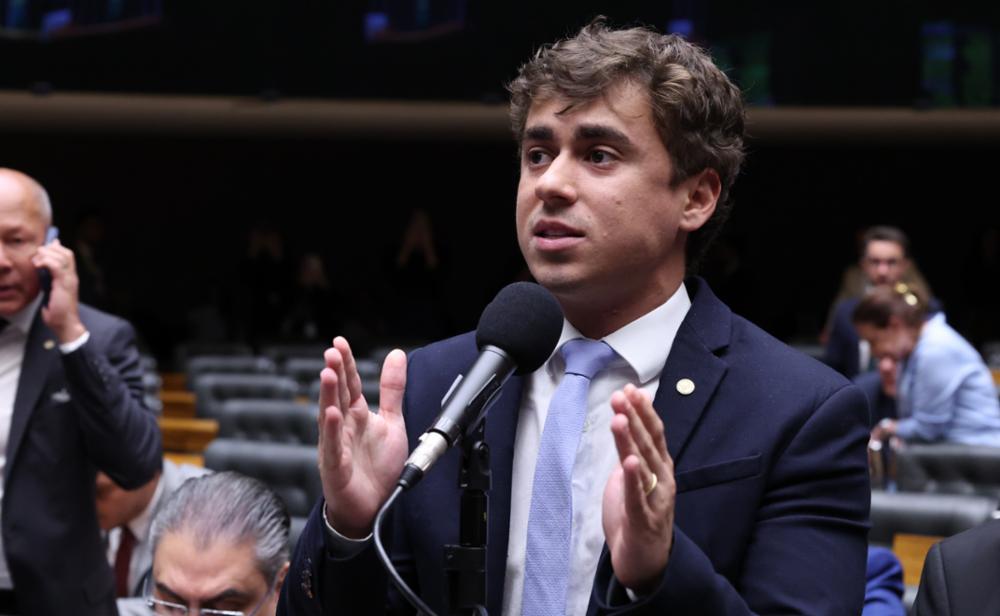 Nikolas Ferreira afirma que demissões em massa serão "um dia maravilhoso"