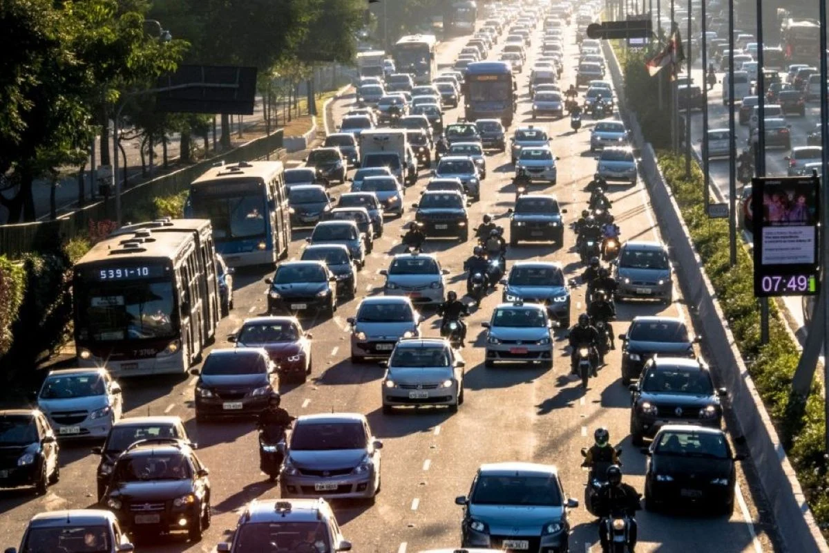 Governo de São Paulo lança plano para reduzir mortes no trânsito pela metade em cinco anos
