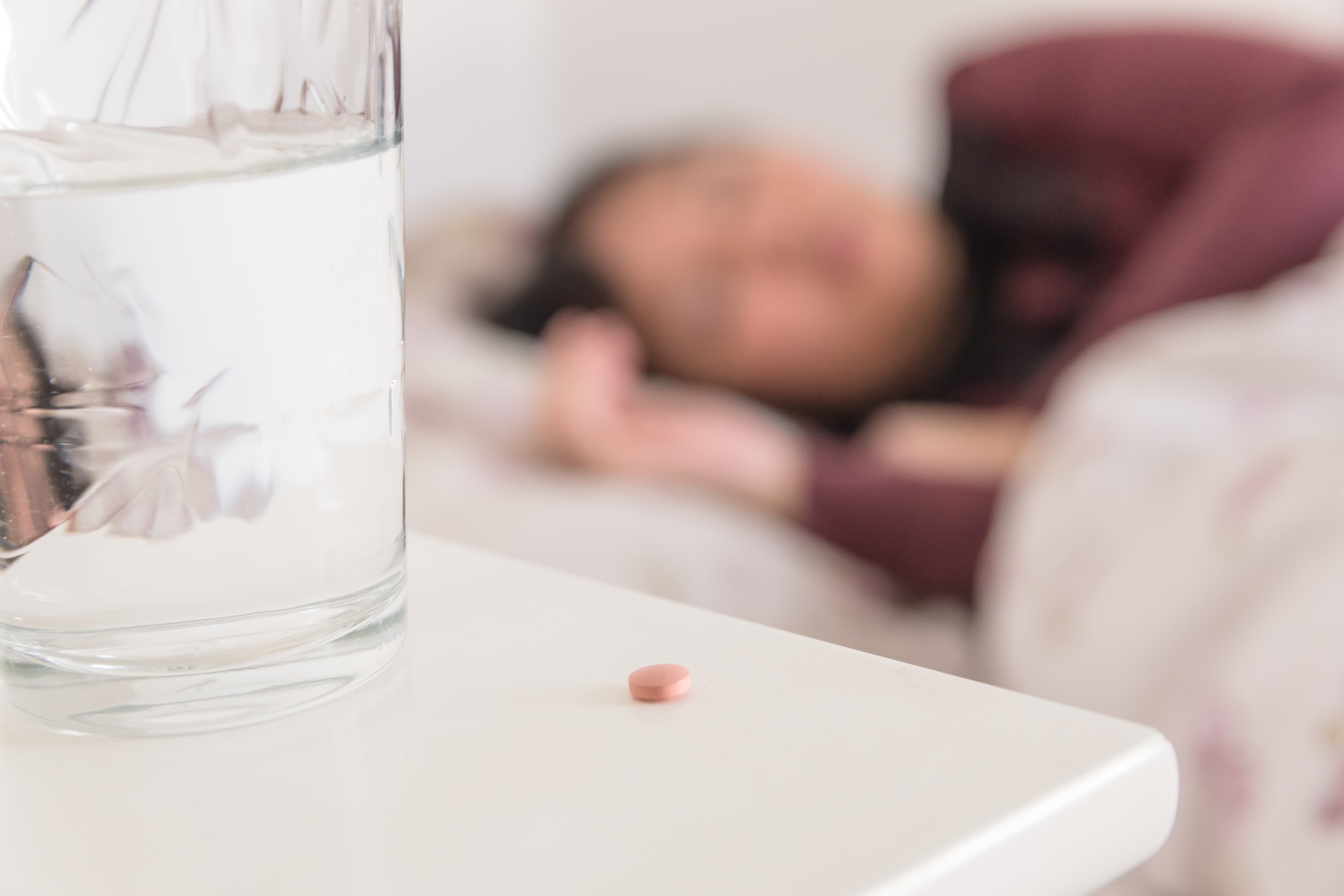 Estudo revela uso frequente de remédios para dormir entre adultos com insônia no Brasil