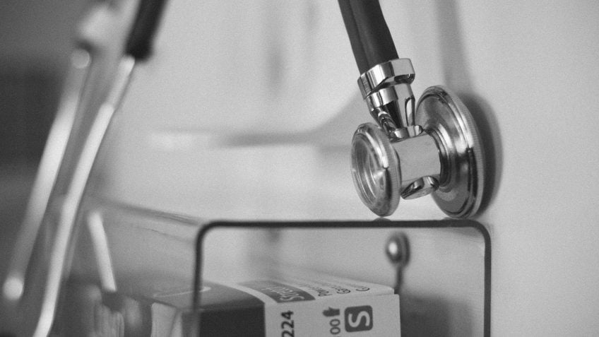Desaceleração na queda de mortes por meningite ameaça meta da OMS