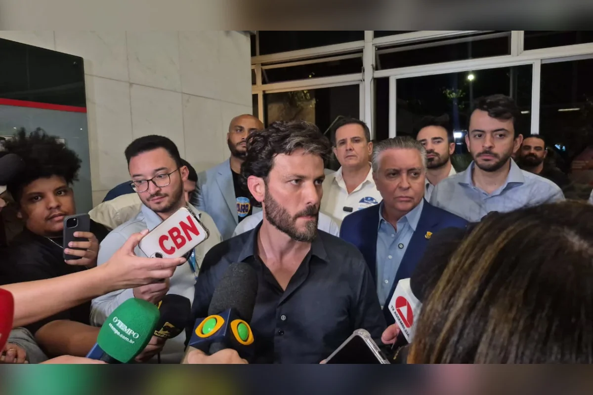 Racha obriga aliança de Mateus Simões a lançar candidatos avulsos ao Senado