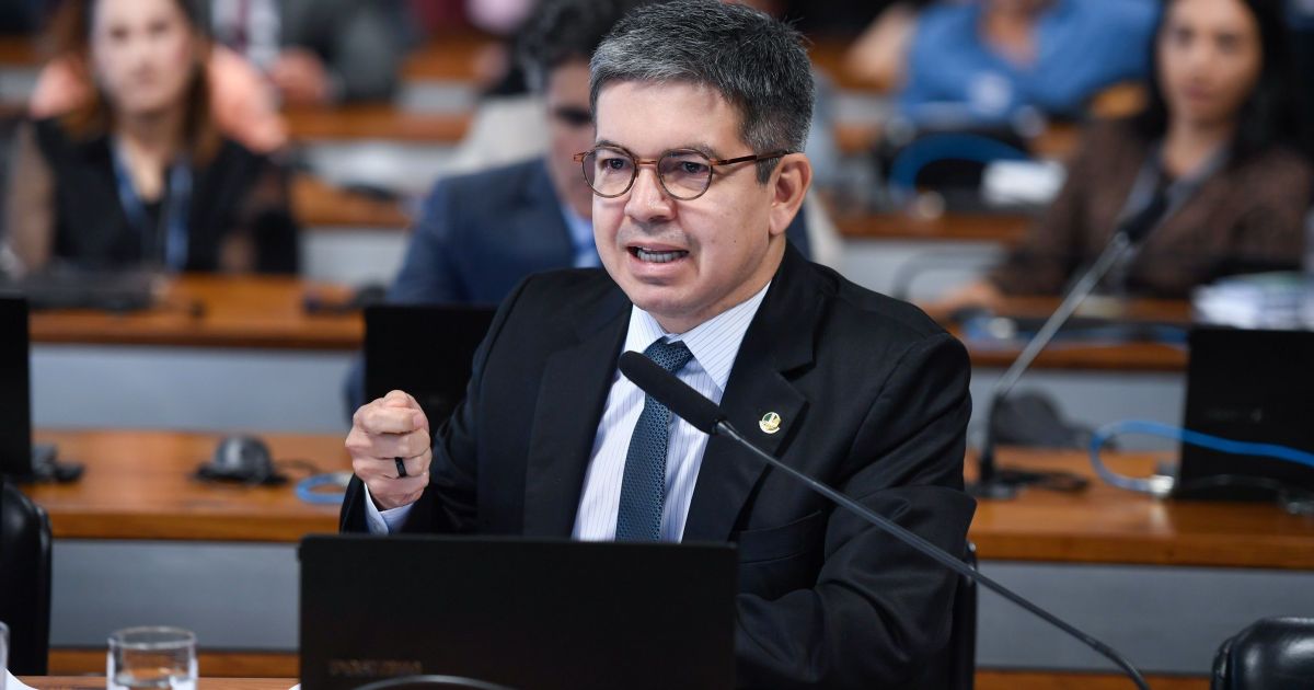 Senado rejeita Messias; Governo descarta 'caça às bruxas'