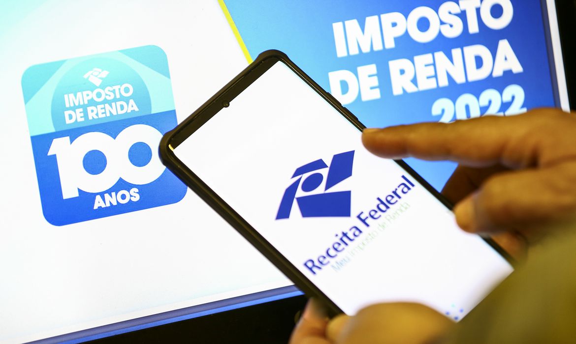 Receita Federal anuncia lote especial de restituição automática do Imposto de Renda
