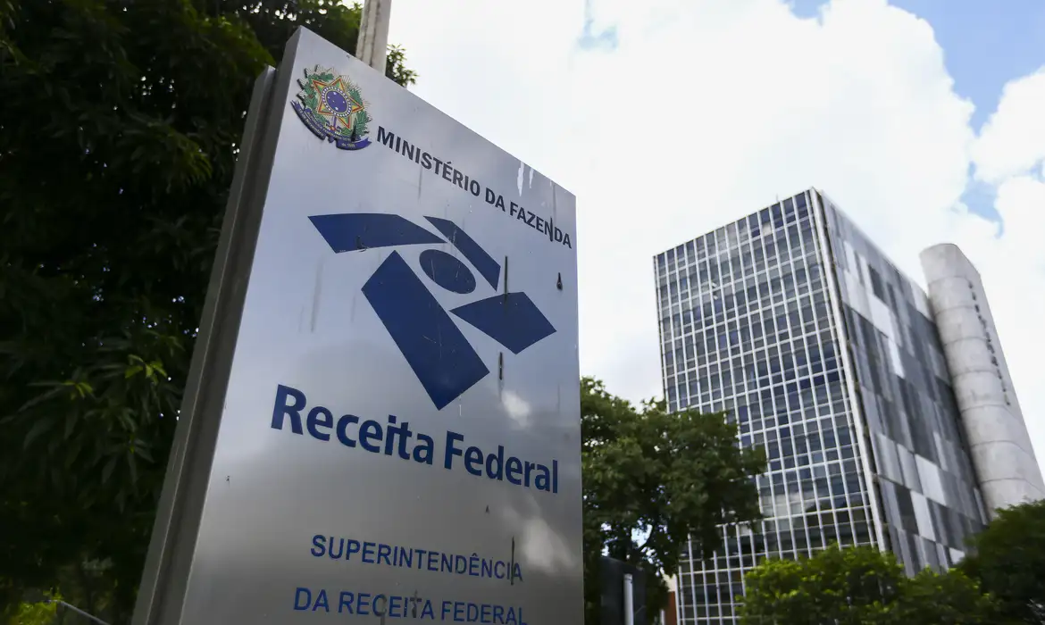 Receita Federal paga nesta terça o maior lote de restituição do Imposto de Renda da história