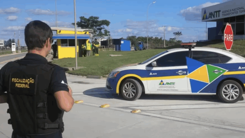 Reguladoras planejam cortes de serviços após bloqueio de R$ 300 milhões no orçamento