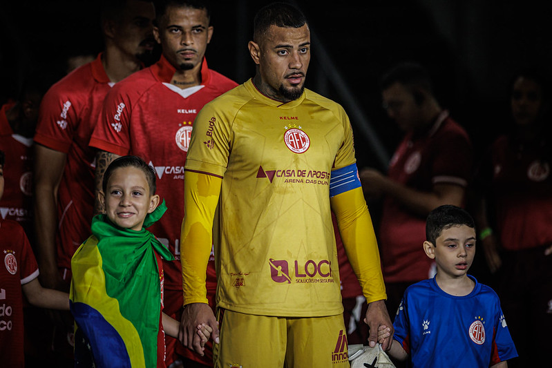 Renan Bragança descarta acomodação no América e foca em vitória contra o Sousa-PB