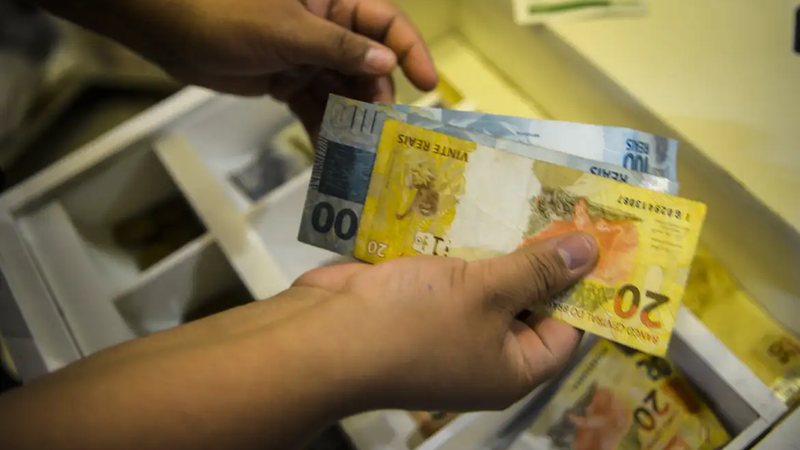 Rio Grande do Norte acumula R$ 1,2 bilhão em atrasos do Fies; jovens e mulheres são os mais afetados