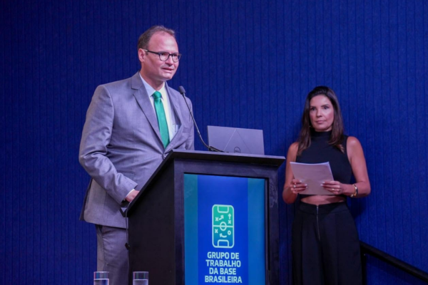 CBF e FNF lideram reunião para futuro da base no Brasil