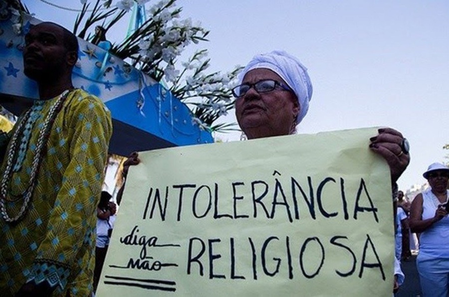 Rio Grande do Norte sanciona lei que proíbe discriminação religiosa em escolas, trabalho e serviços públicos