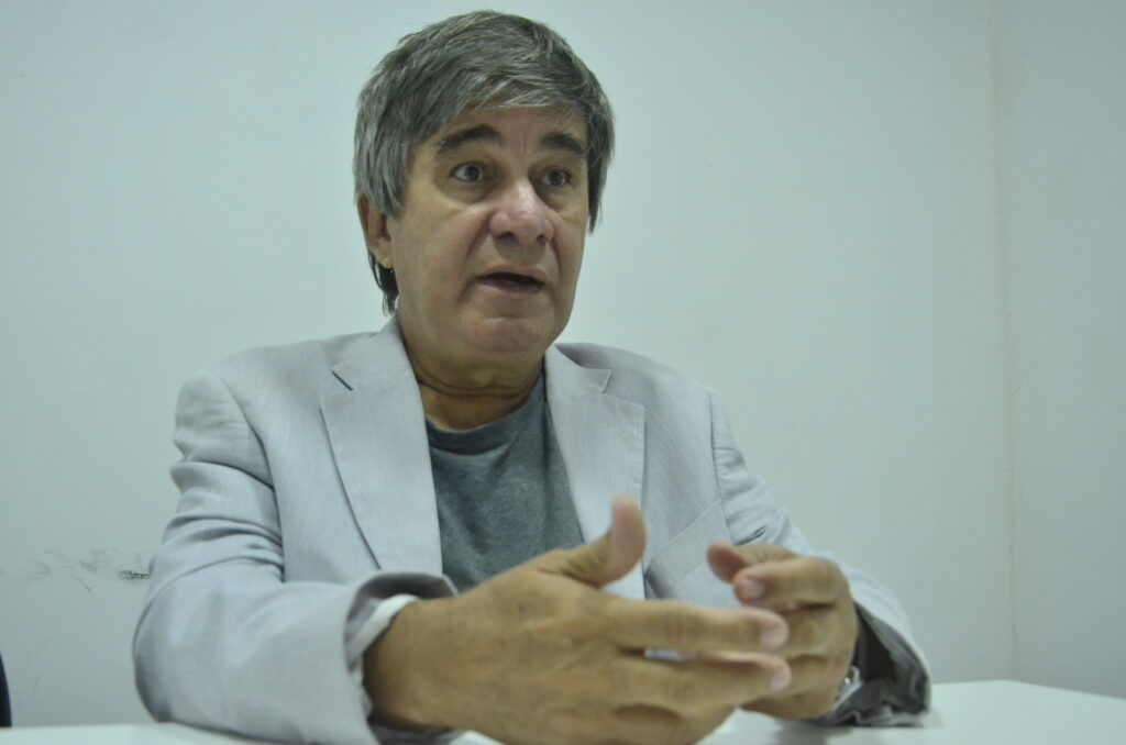 Psol critica atraso e Paulino lança plano econômico para o Estado