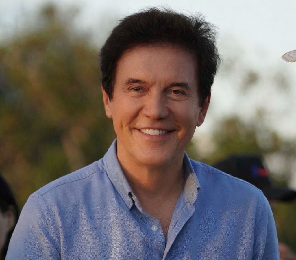 Robinson Faria lidera pesquisa espontânea para federal, indica 98 FM