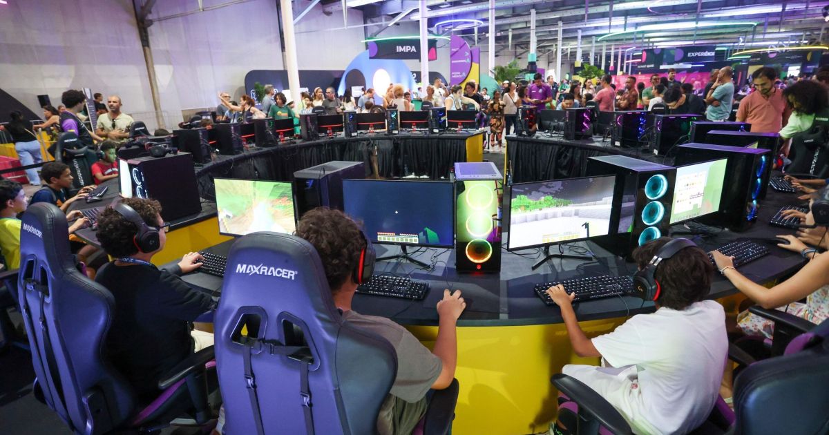 Robôs e jogos marcam a 4ª edição do Festival da Matemática no Rio