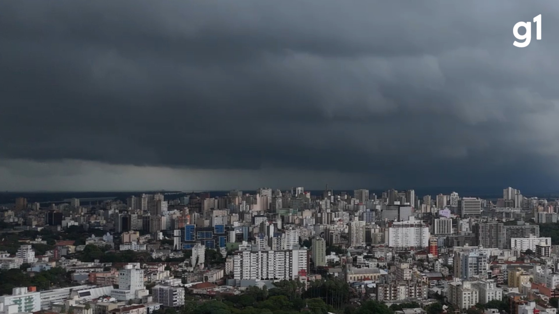 Rio Grande do Sul entra em alerta para tempestades severas e calor extremo