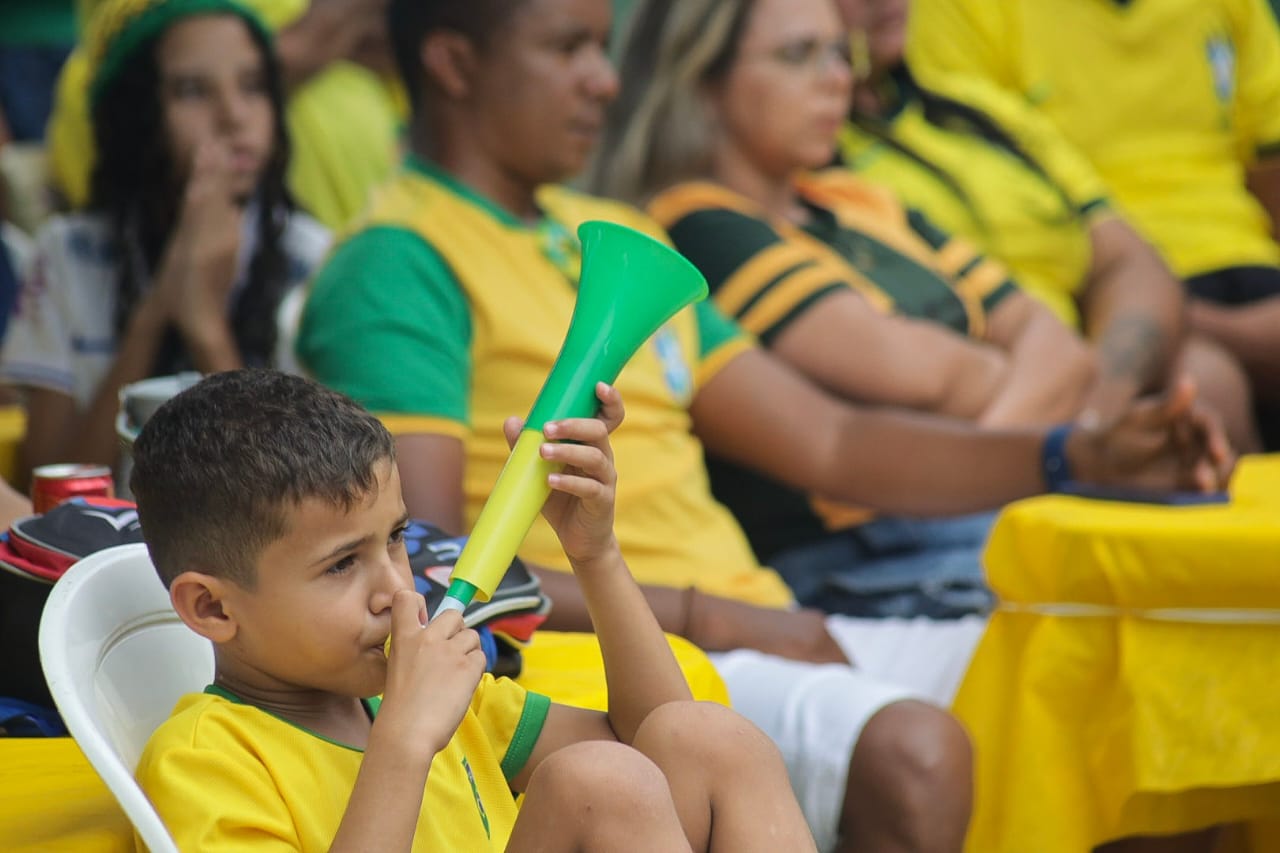 Tribuna do Norte:Brasil x Japão em Macaíba mobiliza moradores da Rua da Copa em dia de decisão